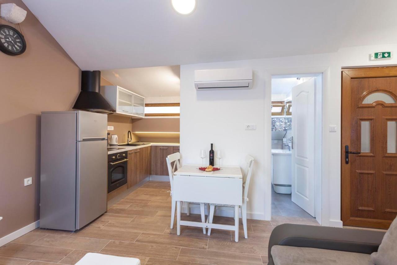 Apartmani Antiqua Živogošće Exterior foto